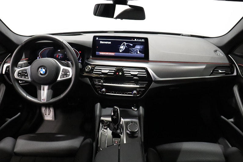 Vehicle image BMW 5 SERIES