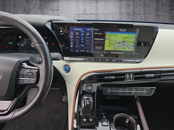 Vehicle image 7 Vehicle image 7