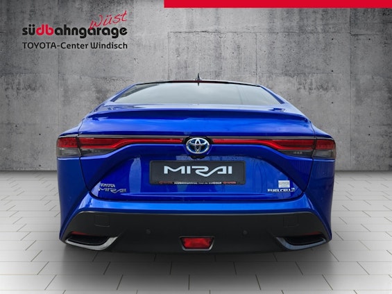 Vehicle image 13 Vehicle image 13