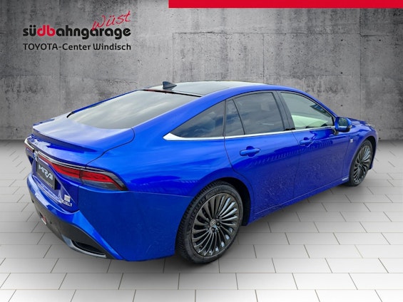 Vehicle image 12 Vehicle image 12