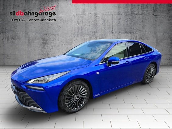 First vehicle image First vehicle image