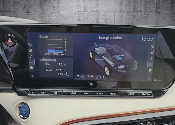 Vehicle image 8 Vehicle image 8