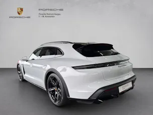 Porsche Taycan Turbo Cross Turismo