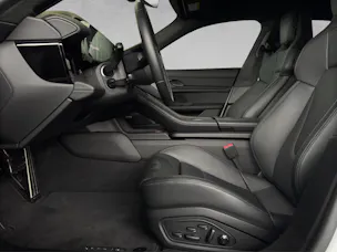 Porsche Taycan Turbo Cross Turismo