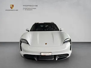 Porsche Taycan Turbo Cross Turismo