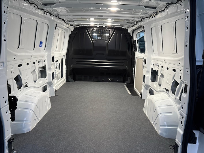 Vehicle image FORD TRANSIT CUSTOM