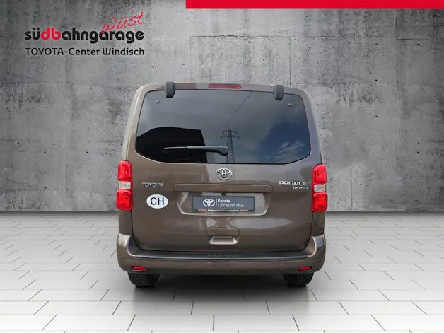 Toyota PROACE Verso L1 2.0 D Shuttle
