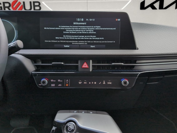 Vehicle image 12 Vehicle image 12