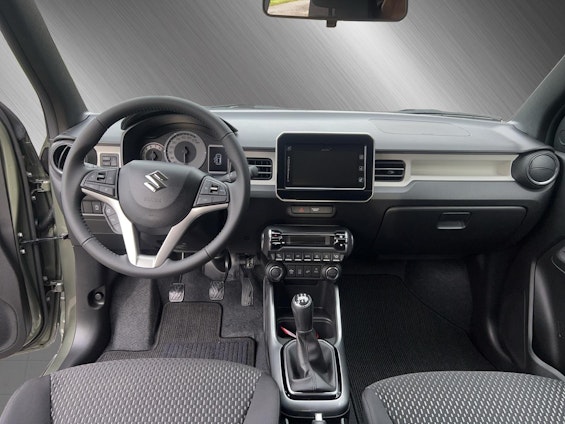 Vehicle image 10