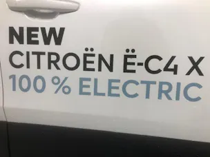Citroën e-C4 X Shine