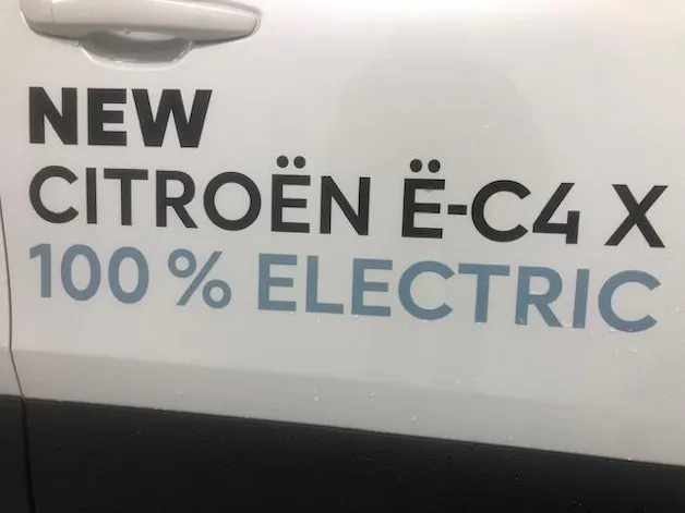 Citroën e-C4 X Shine