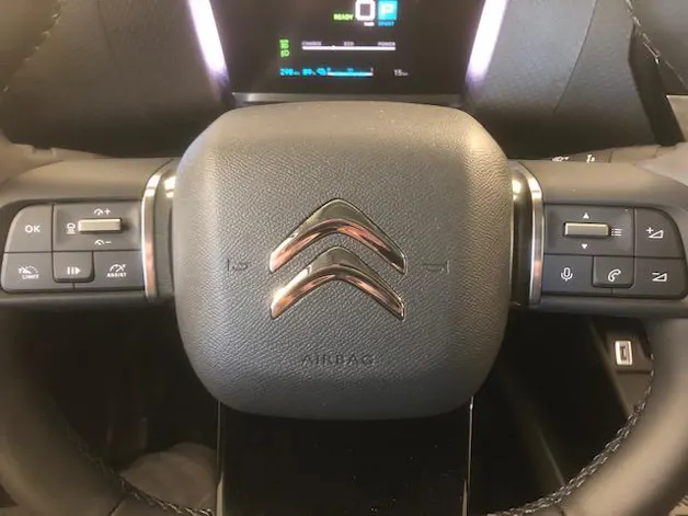 Citroën e-C4 X Shine