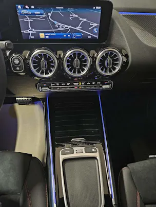 Mercedes-Benz GLA 220 d 4Matic AMG Line Swiss Star