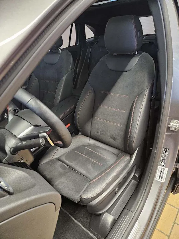 Mercedes-Benz GLA 220 d 4Matic AMG Line Swiss Star