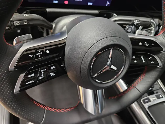 Mercedes-Benz GLA 220 d 4Matic AMG Line Swiss Star