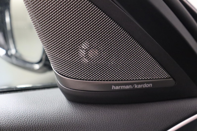 Vehicle image BMW 5 SERIES