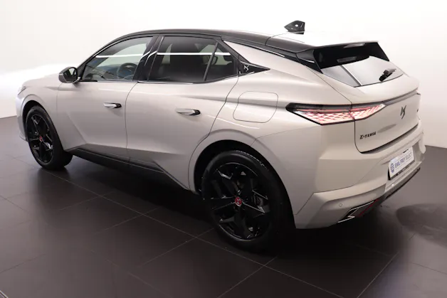 DS Automobiles 4 1.6 E-Tense Ligne Noire / ab 1.99% Leasing bei Abschluss einer Protect Autoversicherung