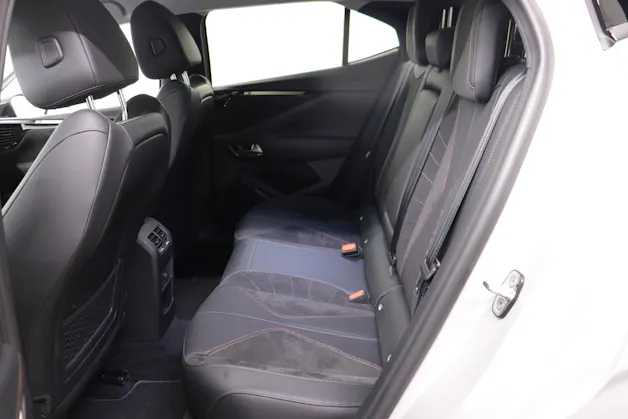 DS Automobiles 4 1.6 E-Tense Ligne Noire / ab 1.99% Leasing bei Abschluss einer Protect Autoversicherung