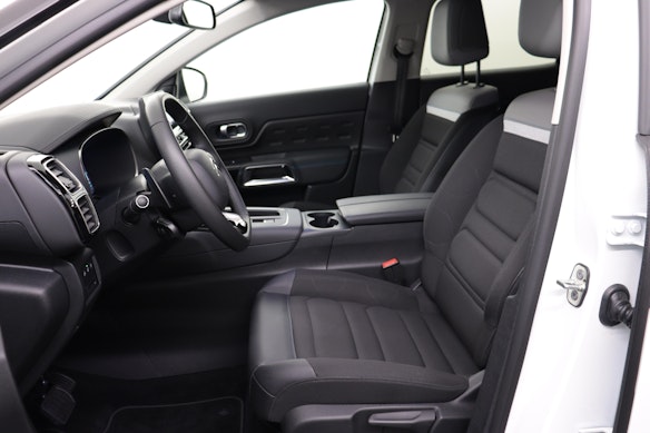 CITROEN C5 Aircross 1.6 Plug-in Hybrid Swiss Edition 2