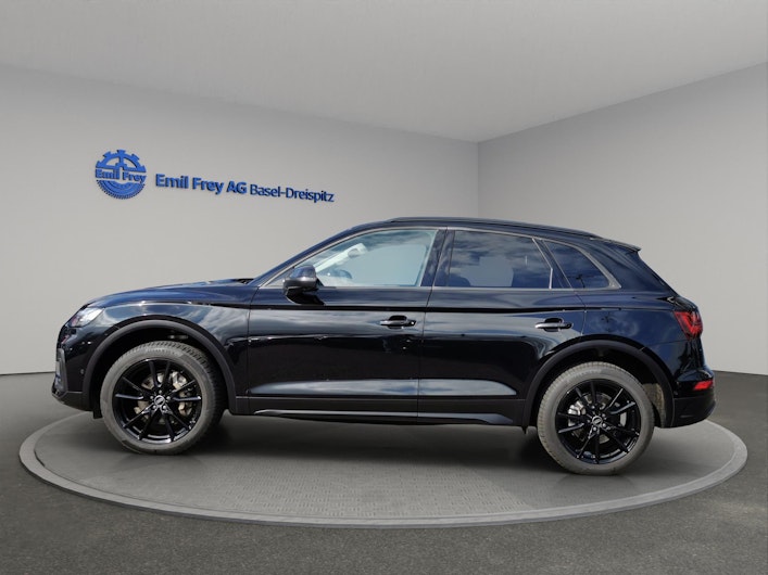 Vehicle image AUDI Q5