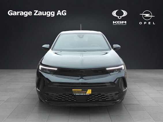 First vehicle image First vehicle image