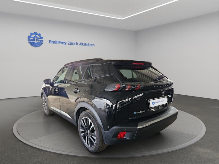 Vehicle image PEUGEOT 2008