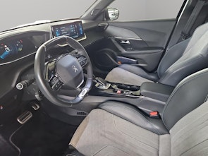 Vehicle image PEUGEOT 2008 e-Business