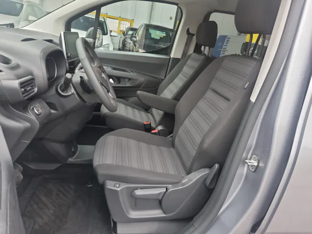Opel Combo Life XL 1.5 D Ultimate S/S 7P