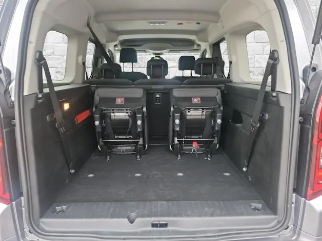 Opel Combo Life XL 1.5 D Ultimate S/S 7P