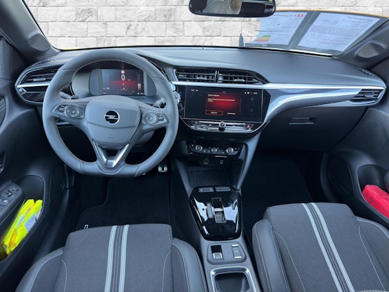 Vehicle image 5 Vehicle image 5