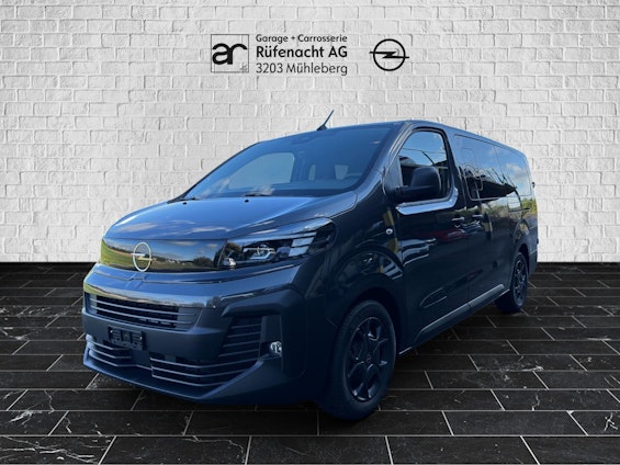 First vehicle image First vehicle image