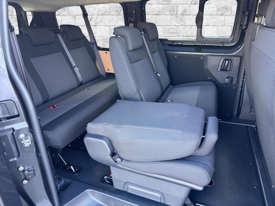 Vehicle image 8 Vehicle image 8