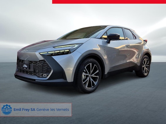 First vehicle image