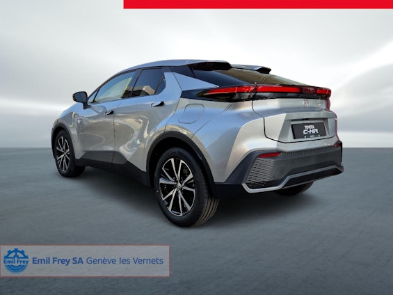 Vehicle image 7