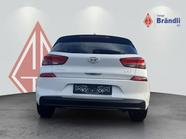 Hyundai i30 1.4 T-GDi Amplia