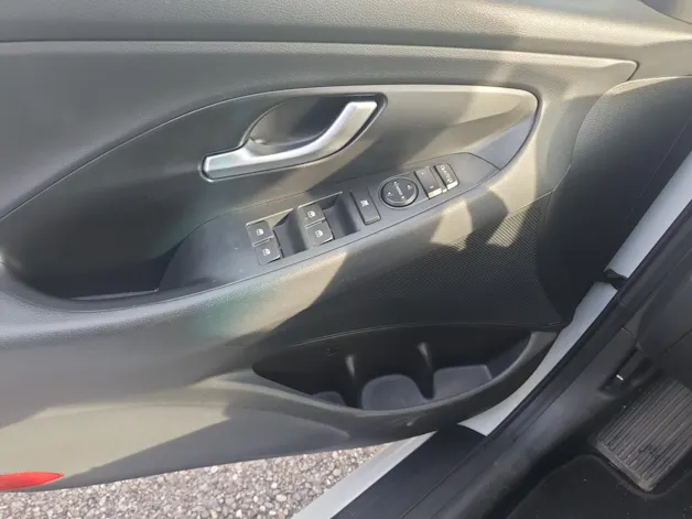 Hyundai i30 1.4 T-GDi Amplia