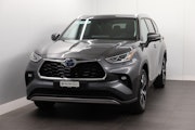 First vehicle image