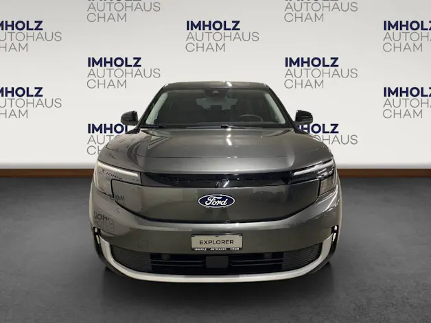 Ford Explorer Extended Range Premium RWD
