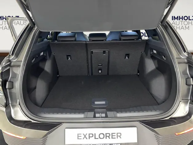 Ford Explorer Extended Range Premium RWD
