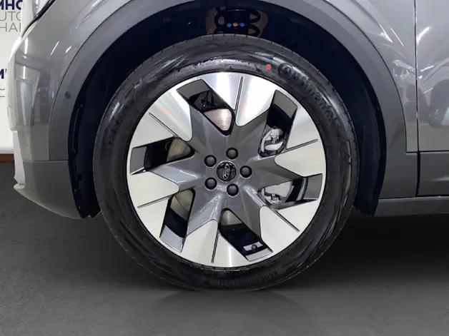 Ford Explorer Extended Range Premium RWD