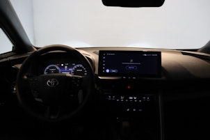 Vehicle image TOYOTA C-HR 2.0 PHEV Trend