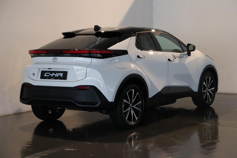 Vehicle image TOYOTA C-HR