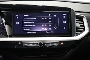 Vehicle image OPEL Grandland 1.2 T GS Line