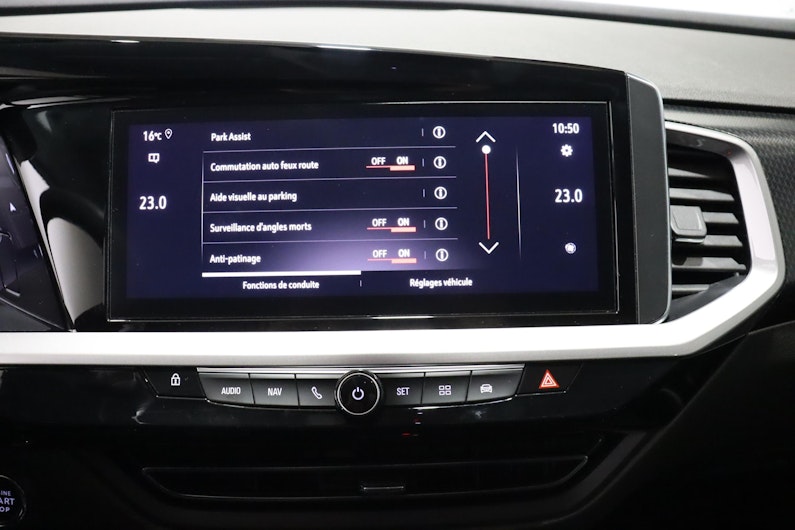 Vehicle image OPEL GRANDLAND