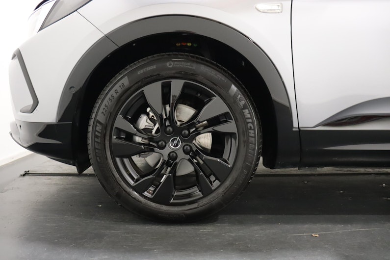 Vehicle image OPEL GRANDLAND