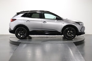 Vehicle image OPEL Grandland 1.2 T GS Line