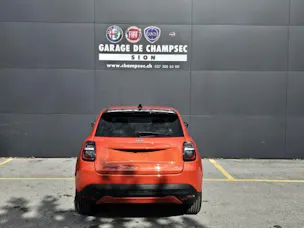 Fiat 600e La Prima