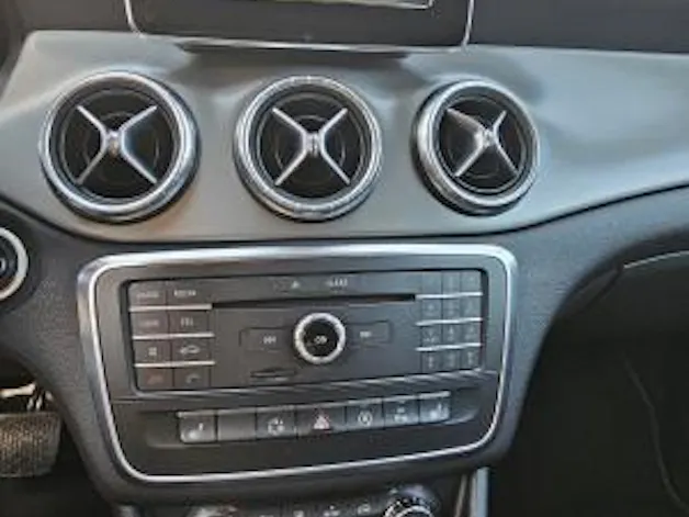 Mercedes-Benz CLA 250 Urban 4Matic