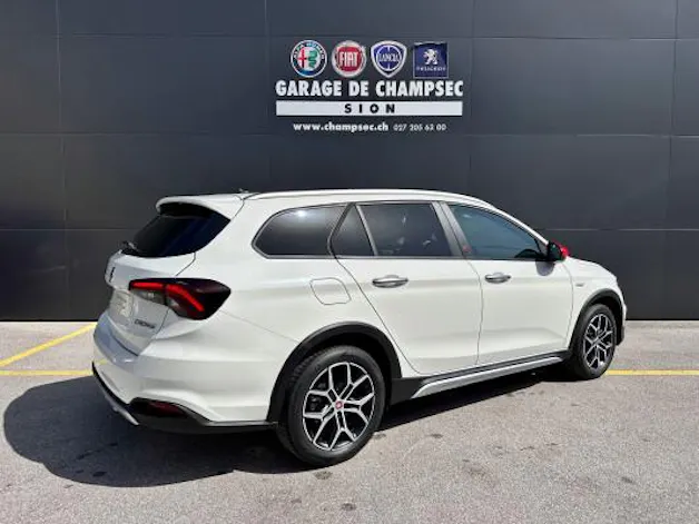 Fiat Tipo SW 1.6MJ Red