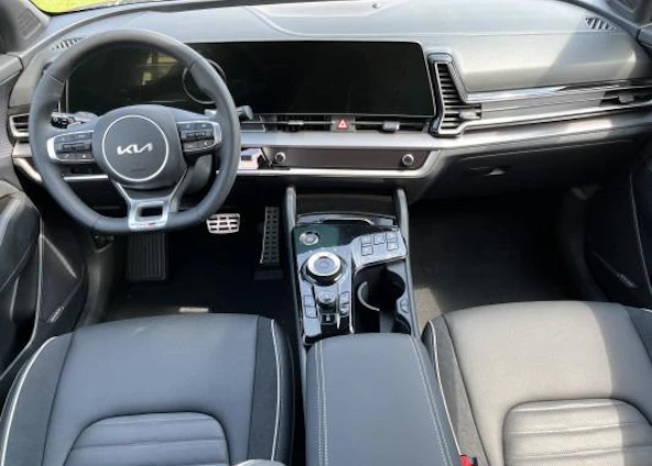 Vehicle image 3 Vehicle image 3